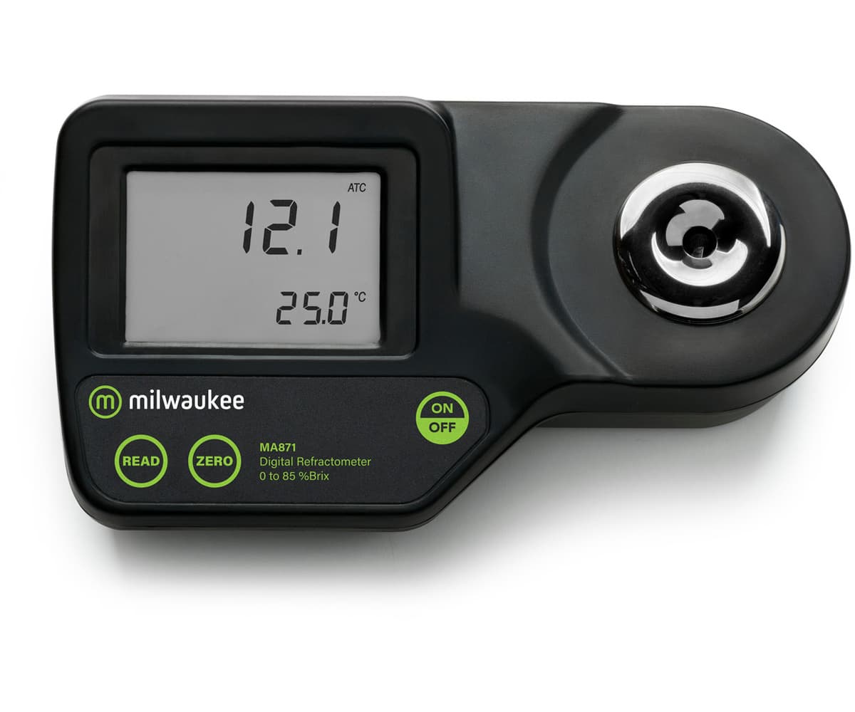 Milwaukee Instruments MA871 Digital Brix Refractometer, Range 0-85% — product photo
