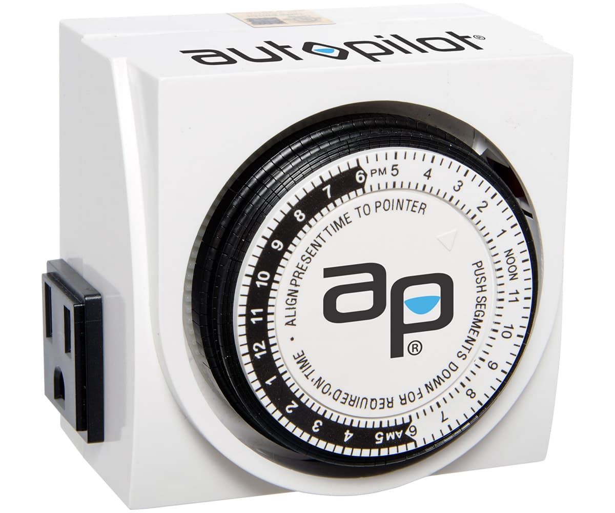 Autopilot Dual-Outlet Analog Grounded Timer, 1725W, 15A, 15-Minute On/Off, 24 Hour — product photo
