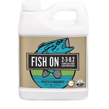 PNW 32oz Fish On All Purpose Water Soluble 2-3-0.2 — photo 1 of 2