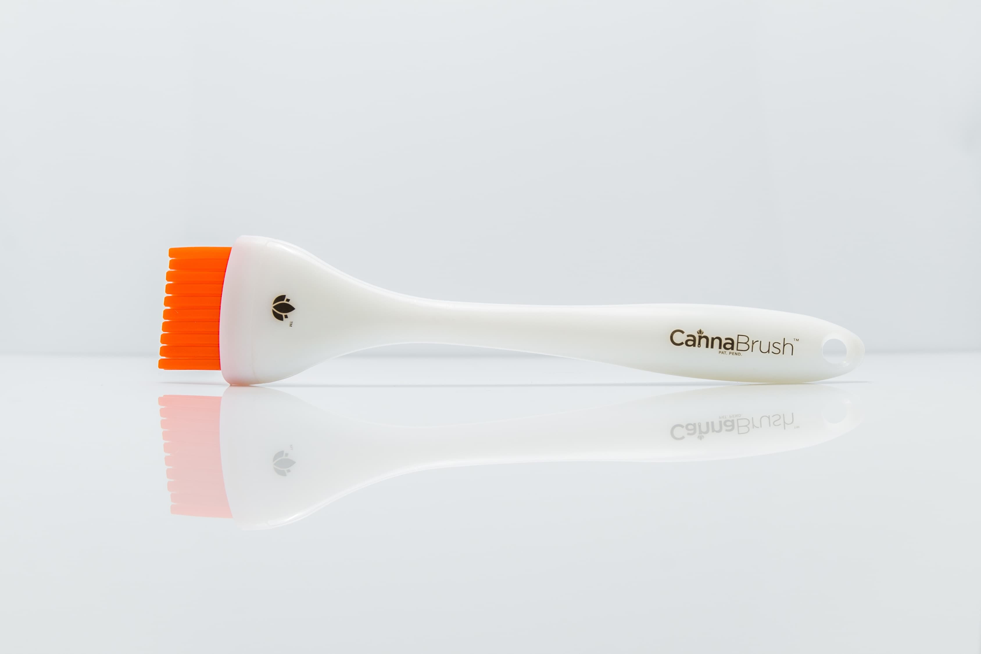 CannaBrush Trimming Brush * — product photo