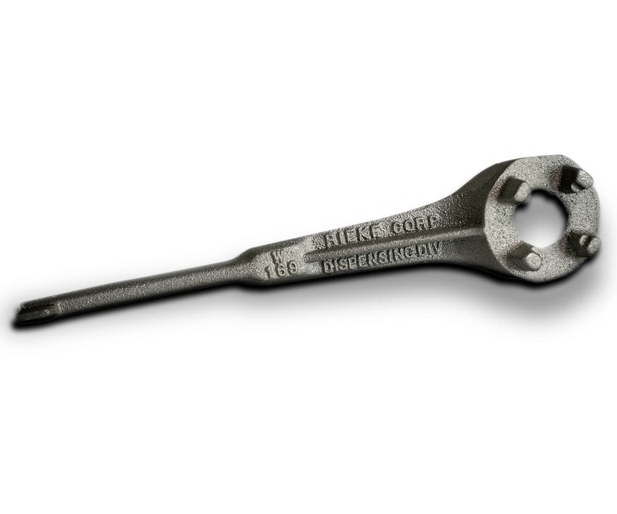 HEAVY 16 15 Gallon Wrench (55L) — product photo