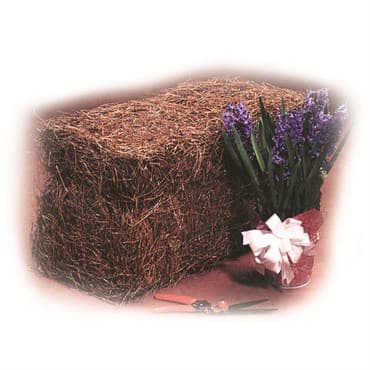 Baled Pine Straw Covers 25 sq ft 48/PL — photo 1 of 2