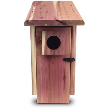 Penn Pride Cedar House w/Predator Guard — photo 1 of 2