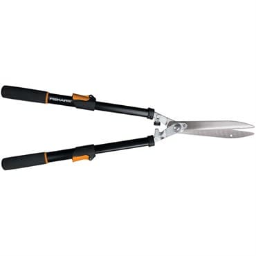 Fiskars 25"-33" Extendable Hedge Shear — photo 1 of 2