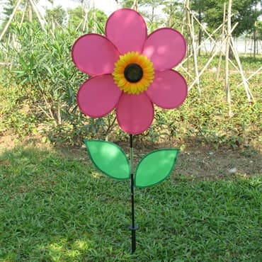 Gardener Select 11.81x22 Pinwheel with Flower Fuchsia — photo 1 of 2